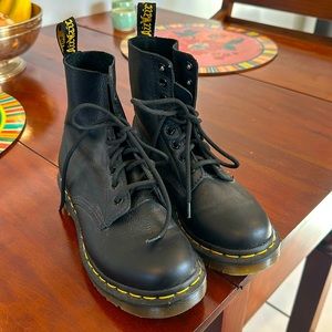 Doc martens black combat leather boots size 6 worn 1 time.